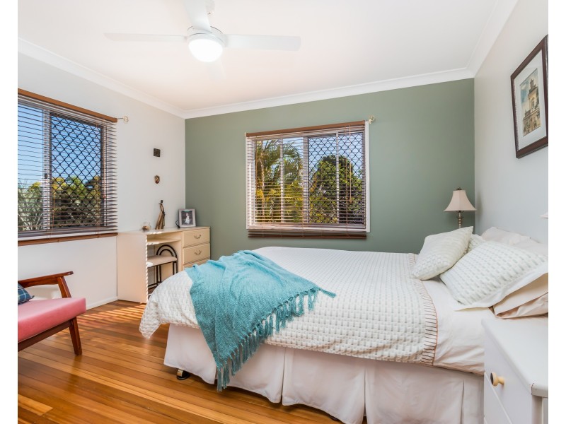 28 Montreal Street, Wishart QLD 4122