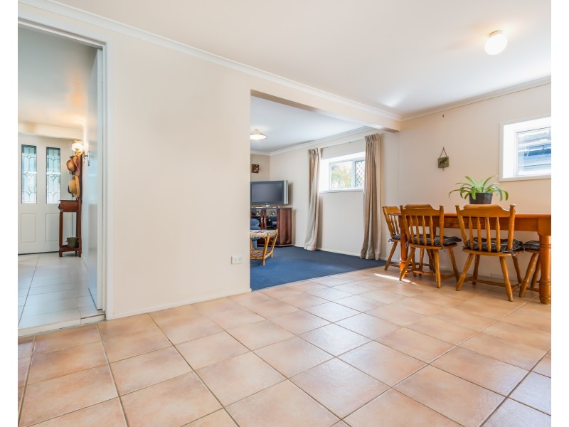 28 Montreal Street, Wishart QLD 4122