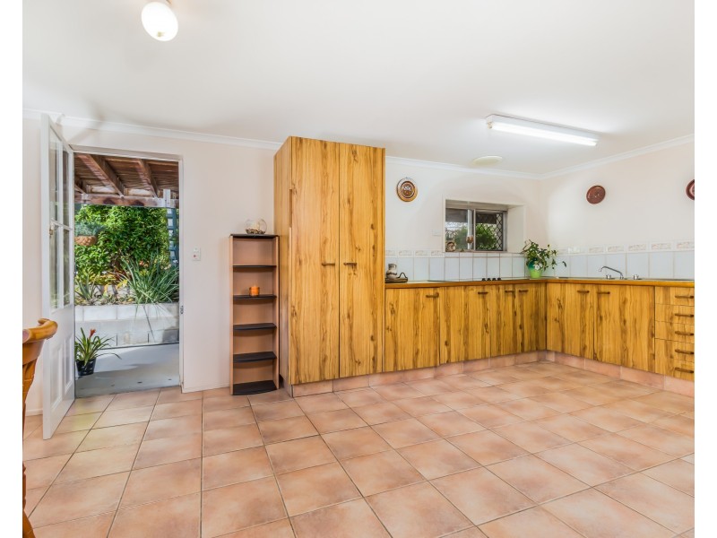 28 Montreal Street, Wishart QLD 4122