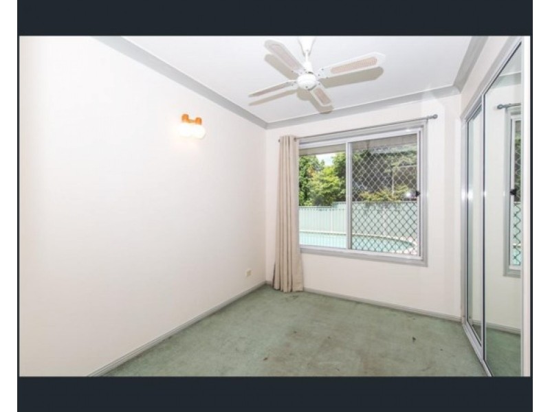 24 Hurlstone Street, Wishart QLD 4122