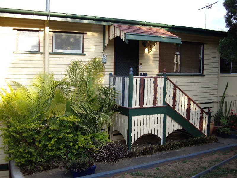 67 Mingera Street, Mansfield QLD 4122