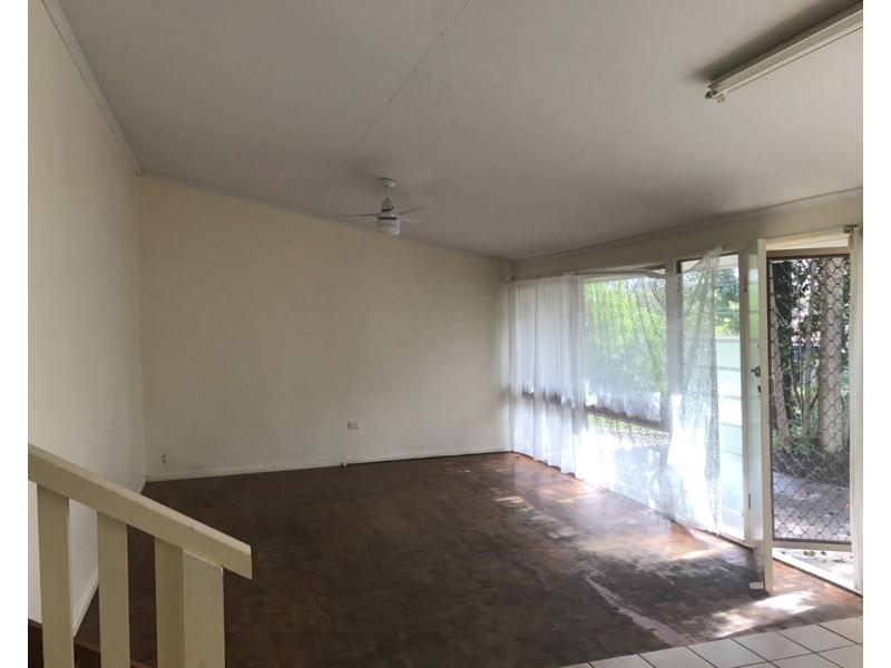 3 Westland Street, Macgregor QLD 4109