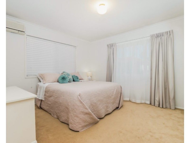 30 Barcelona Street, Wishart QLD 4122