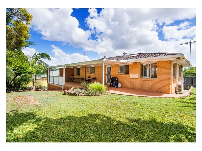 15 Kiparra Street, Mansfield QLD 4122