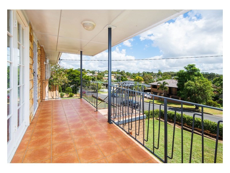 15 Kiparra Street, Mansfield QLD 4122