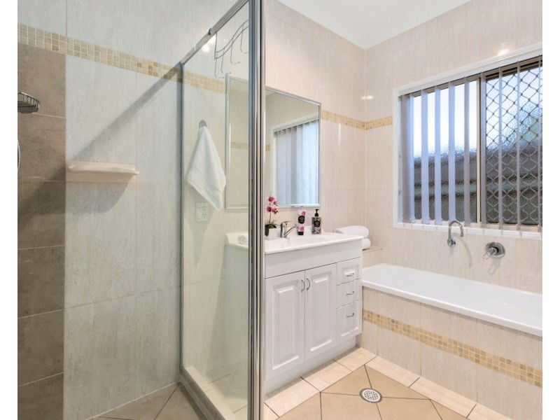 10 May Close, Kuraby QLD 4112