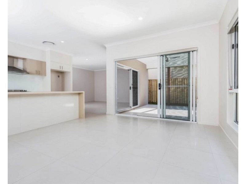 15 Ascent Place, Rochedale QLD 4123