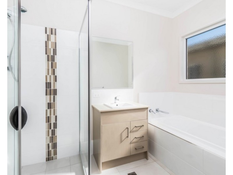 15 Ascent Place, Rochedale QLD 4123