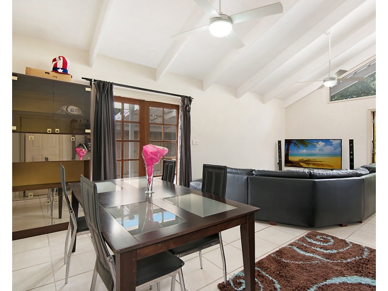 76 London Street, Eight Mile Plains QLD 4113