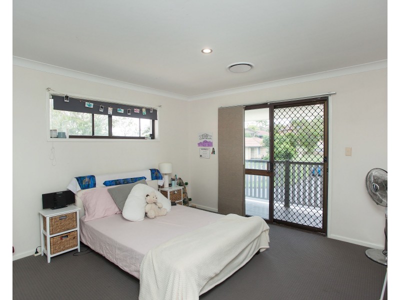 16 Montreal Street, Wishart QLD 4122