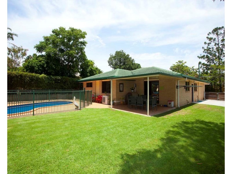 121 Garie Street, Wishart QLD 4122