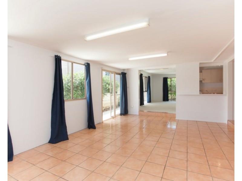 4A Andree Place, Wishart QLD 4122