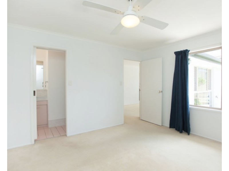 4A Andree Place, Wishart QLD 4122