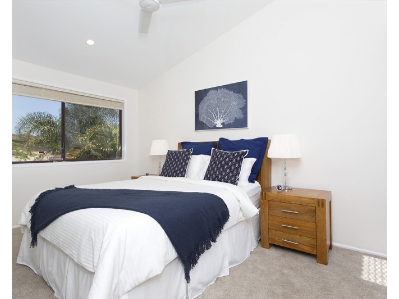 11a Starcross Street, Macgregor QLD 4109