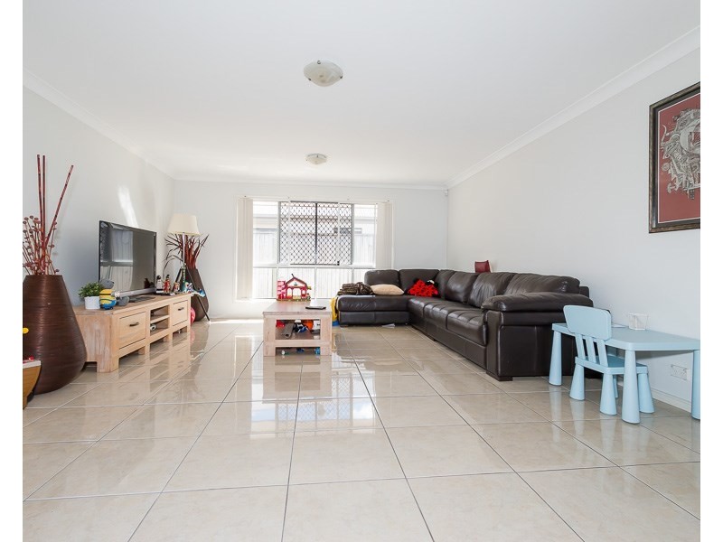 21 Trevi Close, Eight Mile Plains QLD 4113