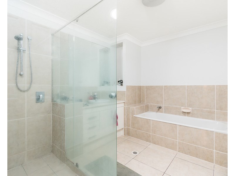 21 Trevi Close, Eight Mile Plains QLD 4113