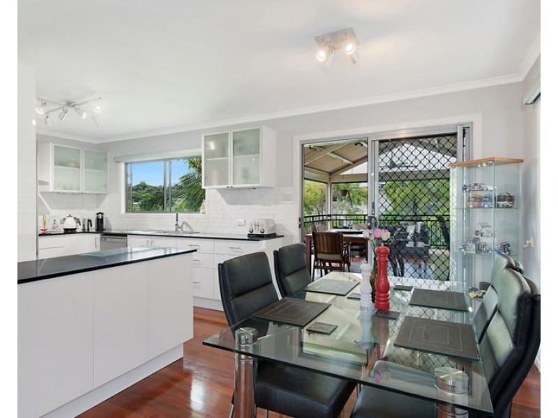 7 Tunney Street, Wishart QLD 4122