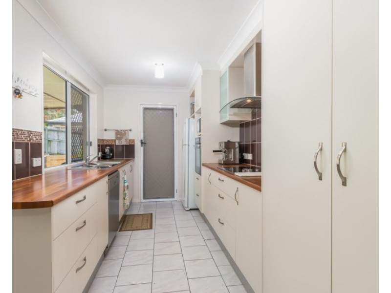 87 Nardie Street, Eight Mile Plains QLD 4113