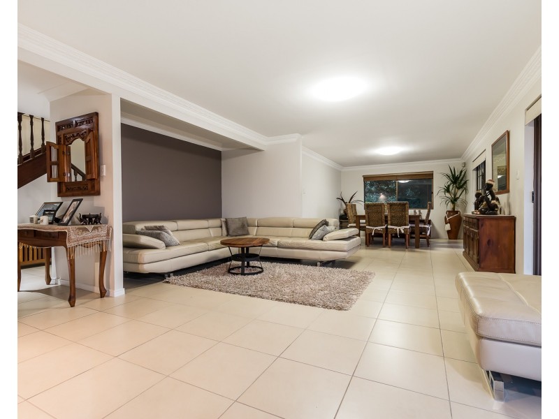 32 Azanian Street, Upper Mount Gravatt QLD 4122