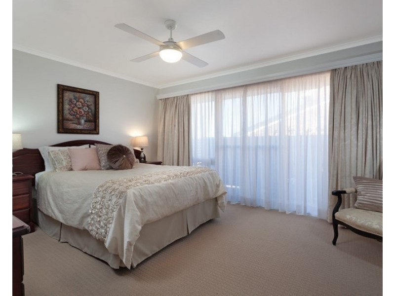 37 Rembrandt Street, Carina QLD 4152
