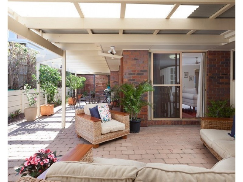 37 Rembrandt Street, Carina QLD 4152