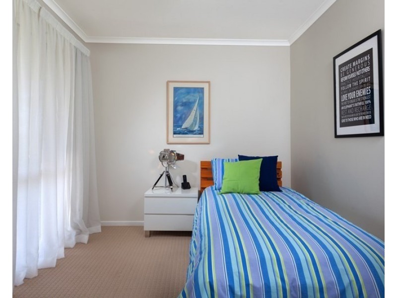 37 Rembrandt Street, Carina QLD 4152