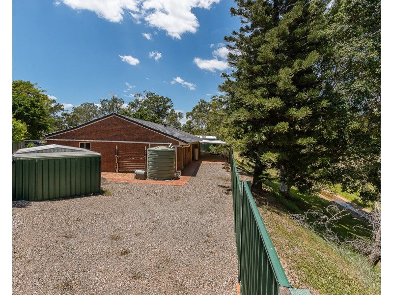 9 Malinya Place, Wishart QLD 4122