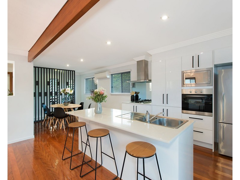 14 Greycliffe Street, Mount Gravatt East QLD 4122