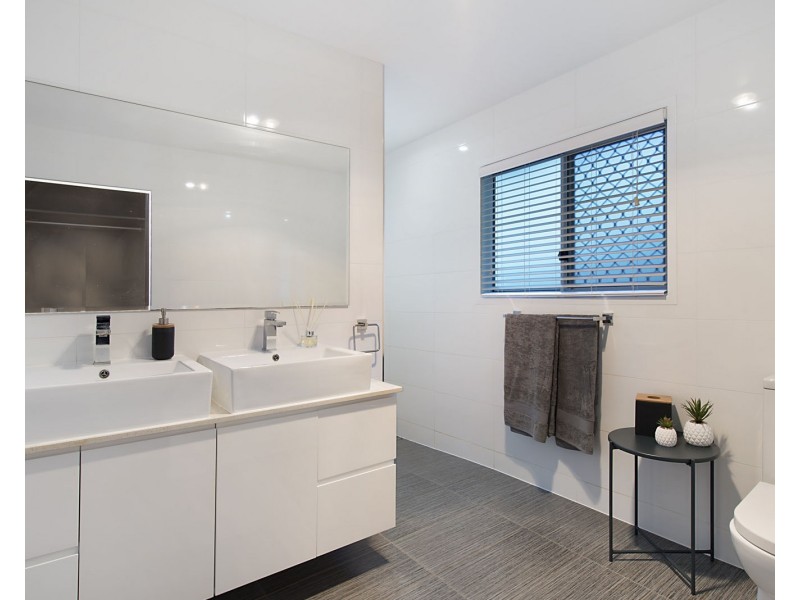 14 Greycliffe Street, Mount Gravatt East QLD 4122