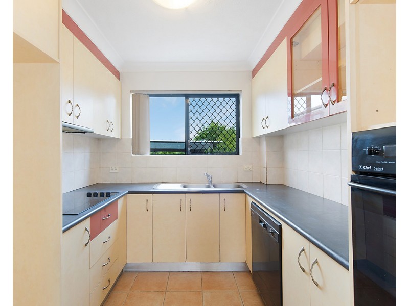 2/11 Howsan Street, Mount Gravatt East QLD 4122