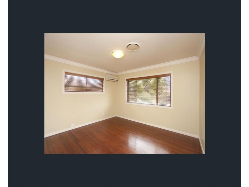 27 Menkira Street, Mansfield QLD 4122