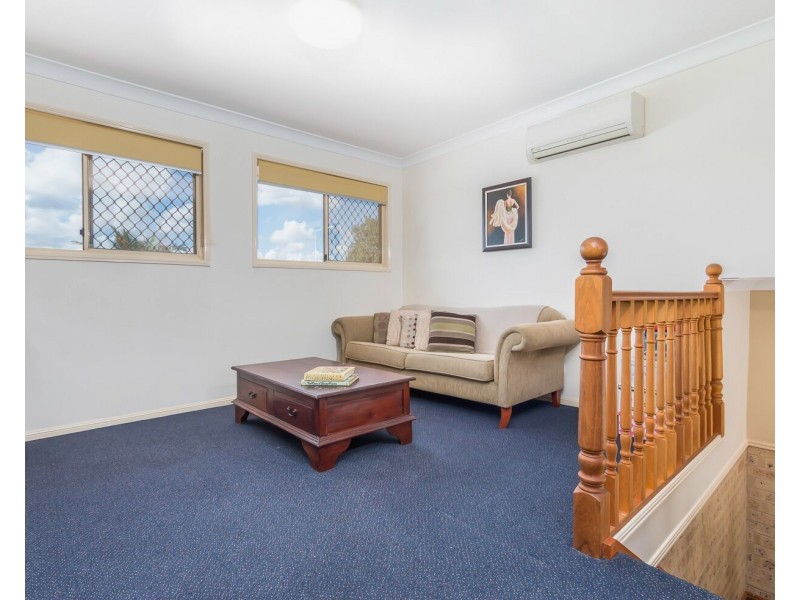 19 Maroo Street, Eight Mile Plains QLD 4113