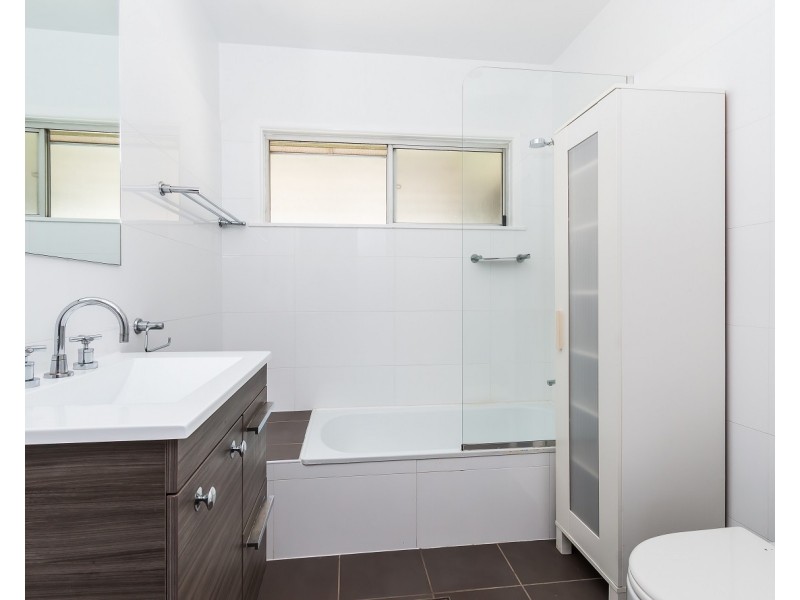 6 Wemvern Street, Upper Mount Gravatt QLD 4122