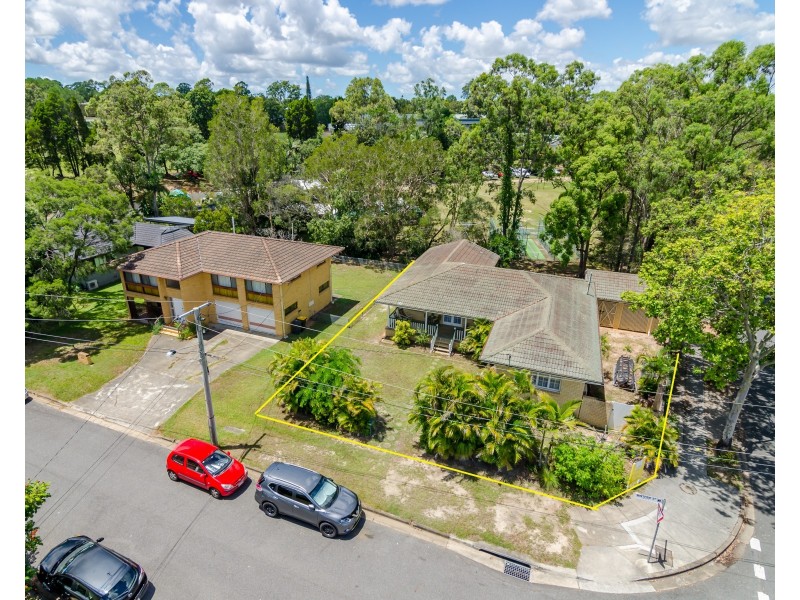 1 Mintern Street, Macgregor QLD 4109