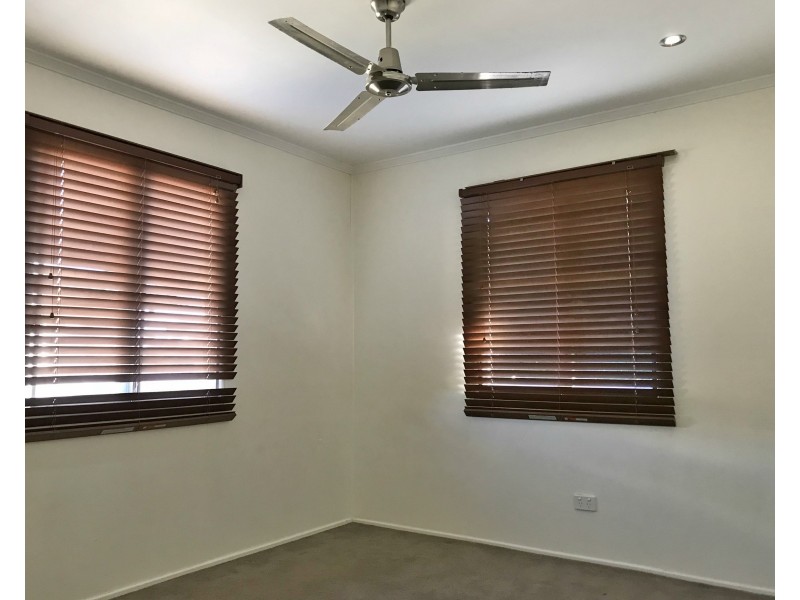 12 Liamena Street, Mansfield QLD 4122