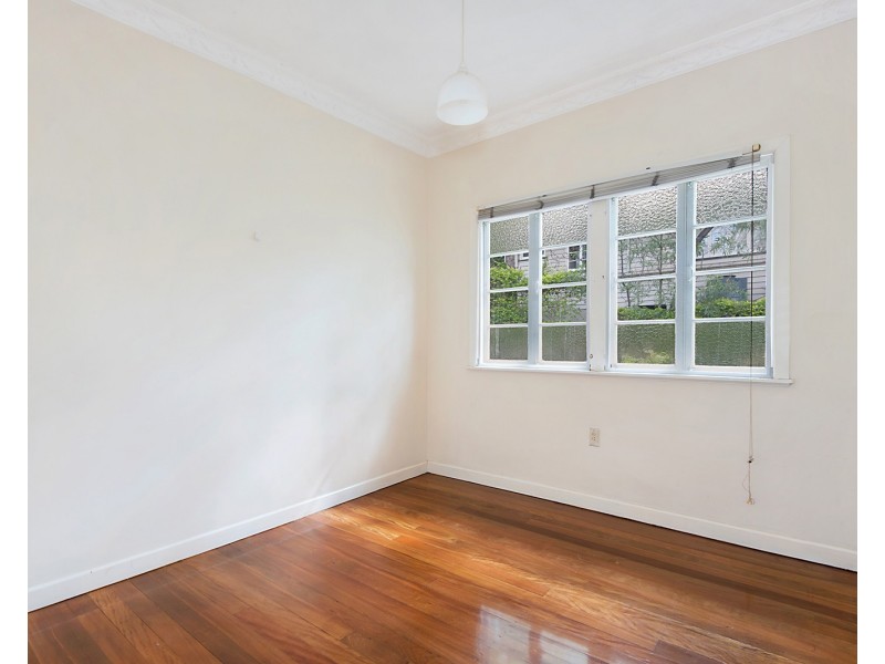 51 Hockings Street, Holland Park West QLD 4121