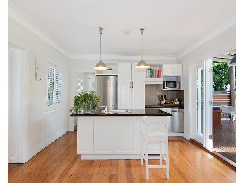 132 Broadwater Road, Mount Gravatt East QLD 4122