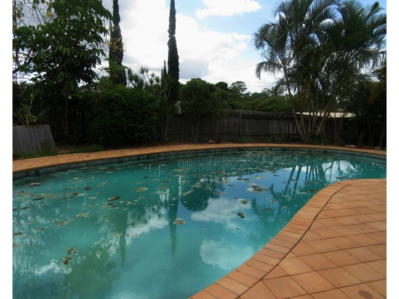 58 Ham Road, Mansfield QLD 4122