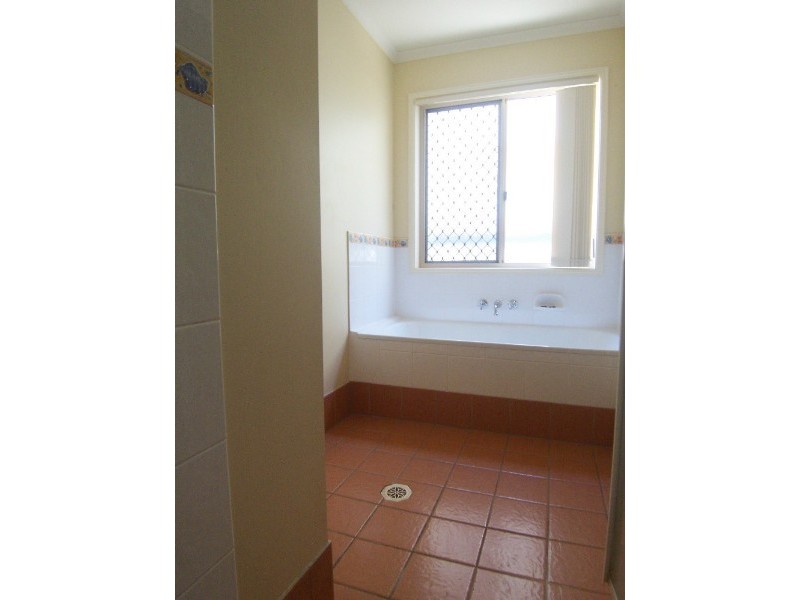 63 Kempsie Road, Upper Mount Gravatt QLD 4122