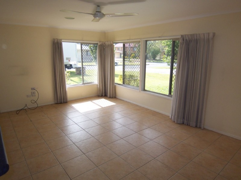 4 Sheraton Street, Macgregor QLD 4109