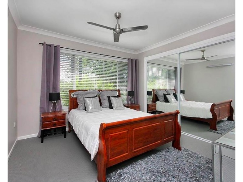 17 Holder Street, Wishart QLD 4122