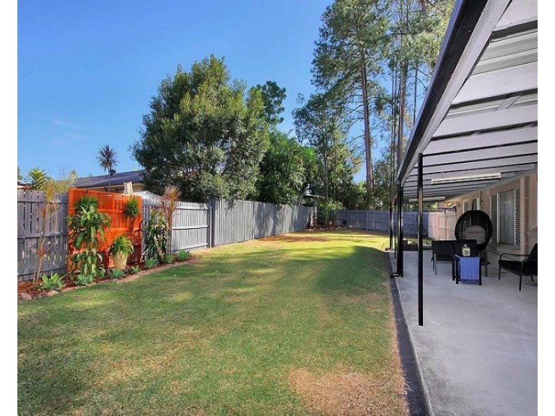 17 Holder Street, Wishart QLD 4122