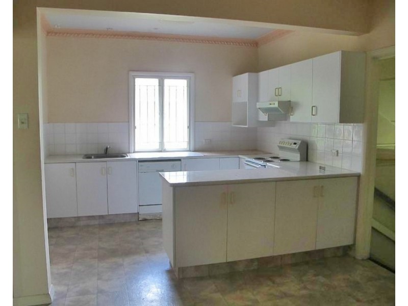 12 Arrol Street, Camp Hill QLD 4152