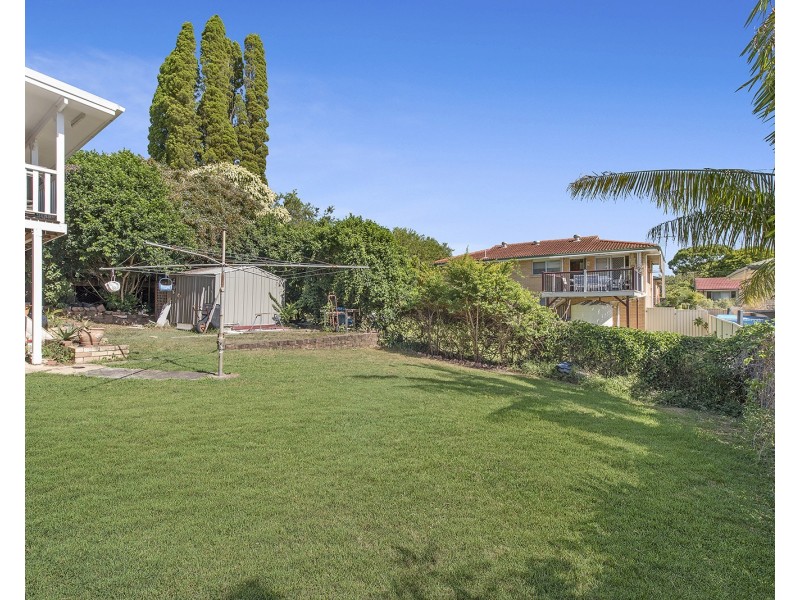 12 Menkira Street, Mansfield QLD 4122