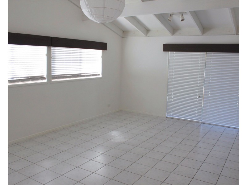 40 Panama Street, Wishart QLD 4122