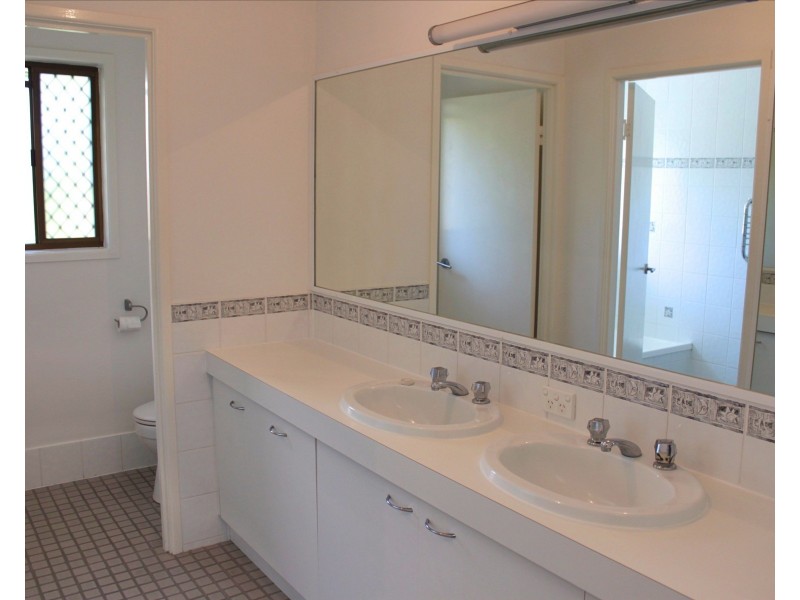 40 Panama Street, Wishart QLD 4122