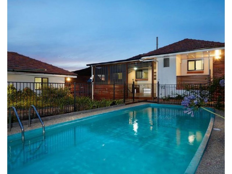 124 Marshall Road, Holland Park West QLD 4121