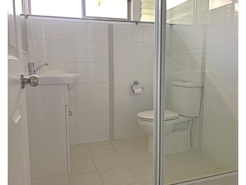 2/1654 Logan Road, Mount Gravatt QLD 4122