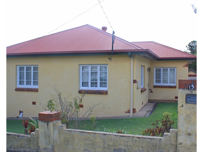 15 Burn Street, Camp Hill QLD 4152