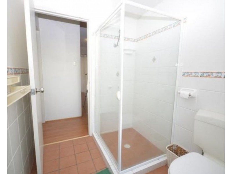 1/7 Lomond Street, East Brisbane QLD 4169